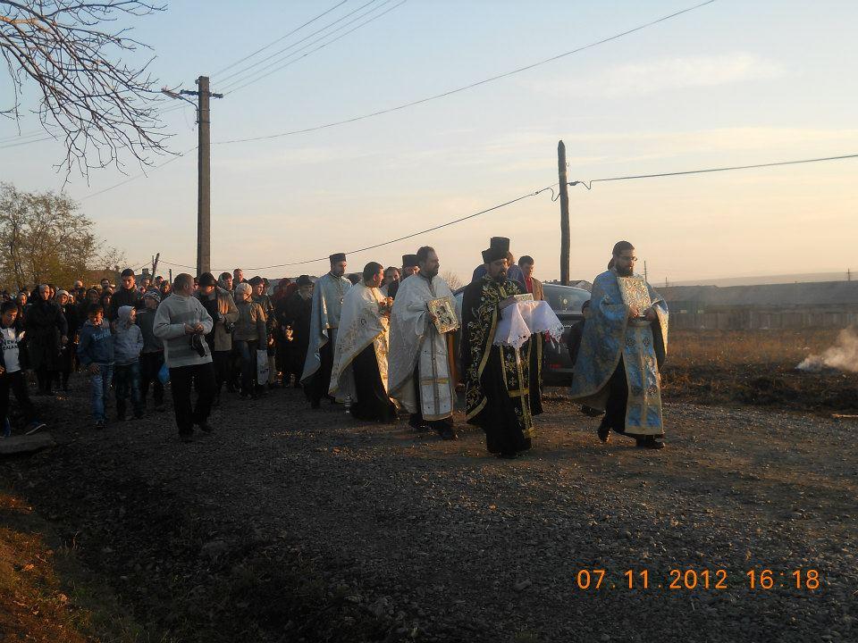 procesiune cu sf. moaste